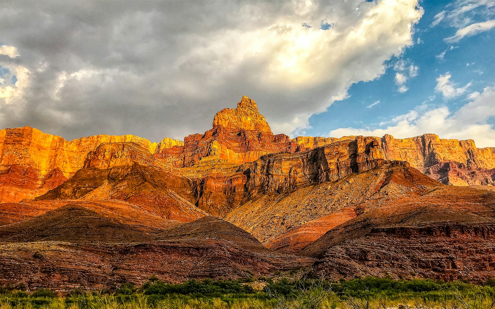 Colorado River flowing beneath Palisades of the Desert and Comanche Point in Grand Canyon, Arizona.
