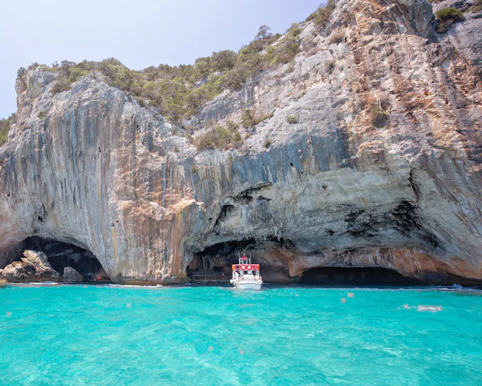 From Trapani: Favignana and Levanzo Island Day Cruise