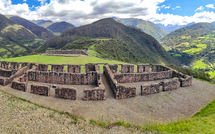 Ancient stone ruins with mountain backdrop on Machu Picchu Circuit 1.