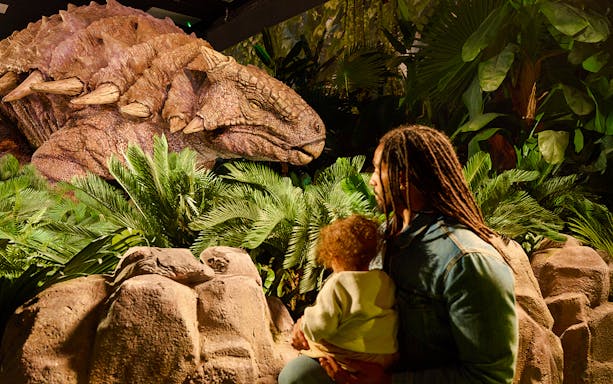 jurassic world: experiența-5