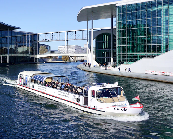 1-Hour Berlin Heated Boat Cruise with Live Commentary in German & English