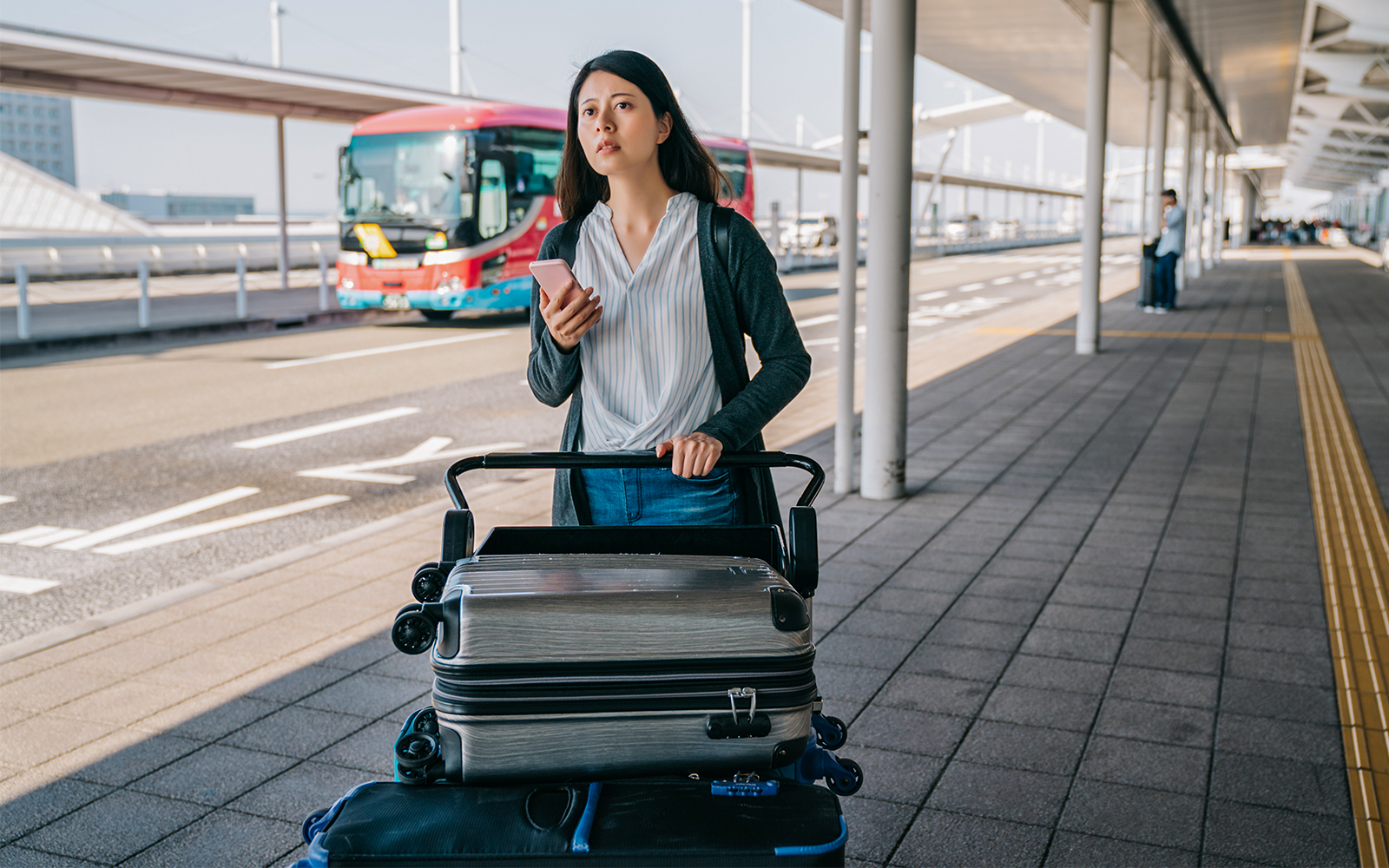 tourist waiting for bus