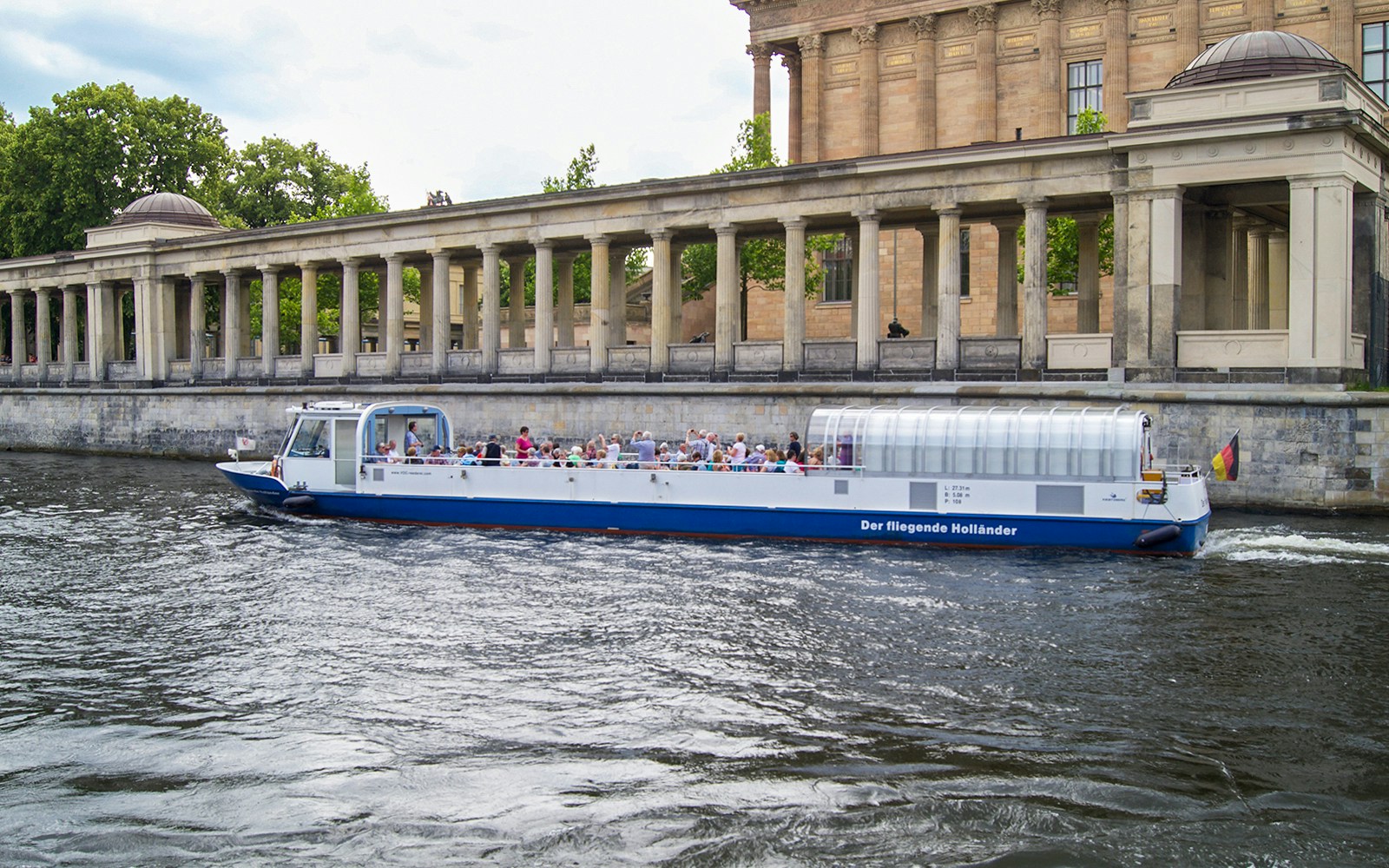 The "Flying Dutchman" ship sailing on the Spree River