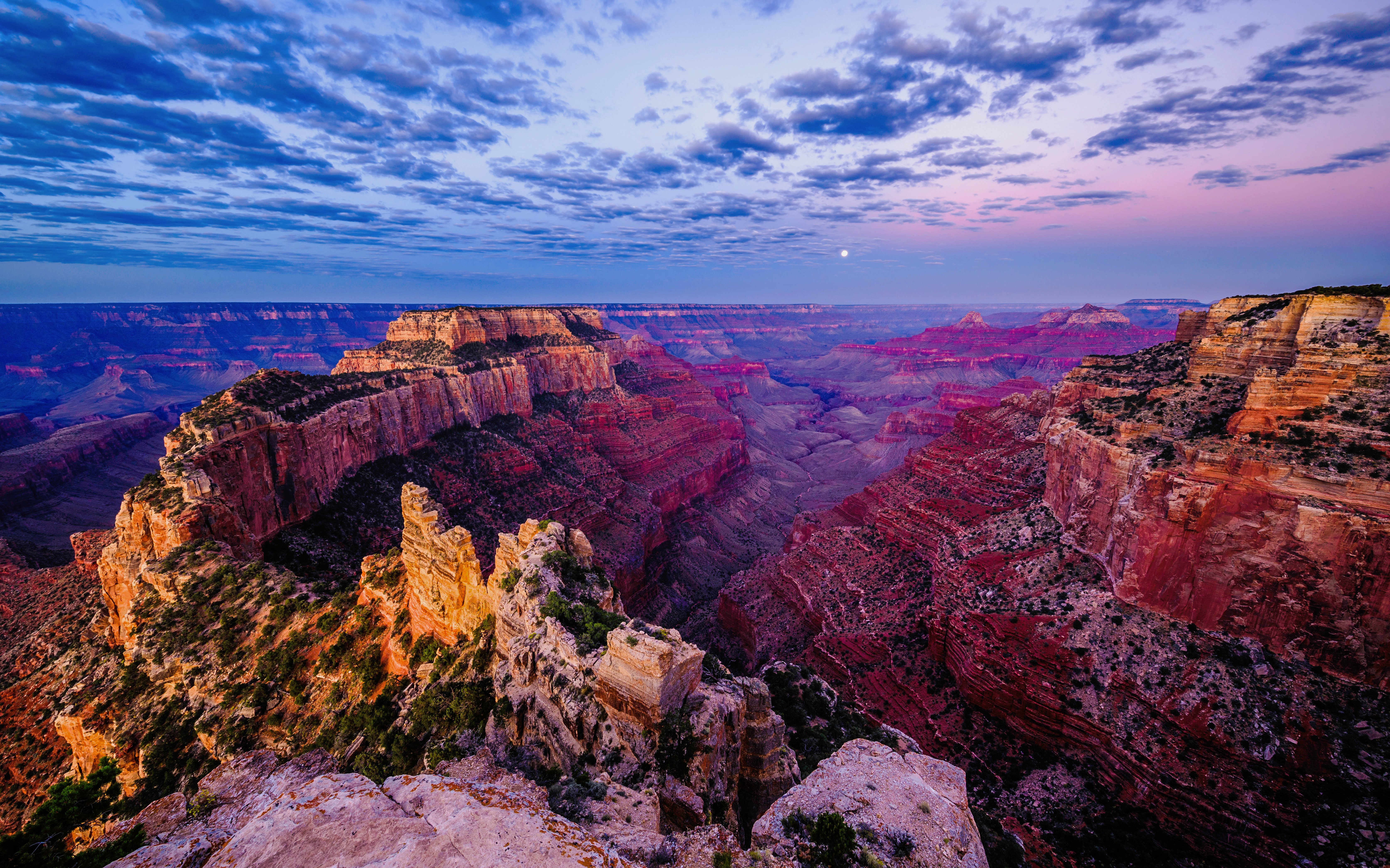Moonset over Cape Royal overlook, North Rim, Grand Canyon.