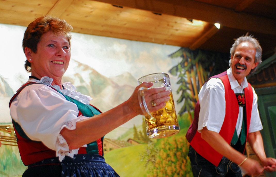 Tyrolean Evening Show Innsbruck with the Gundolf Family