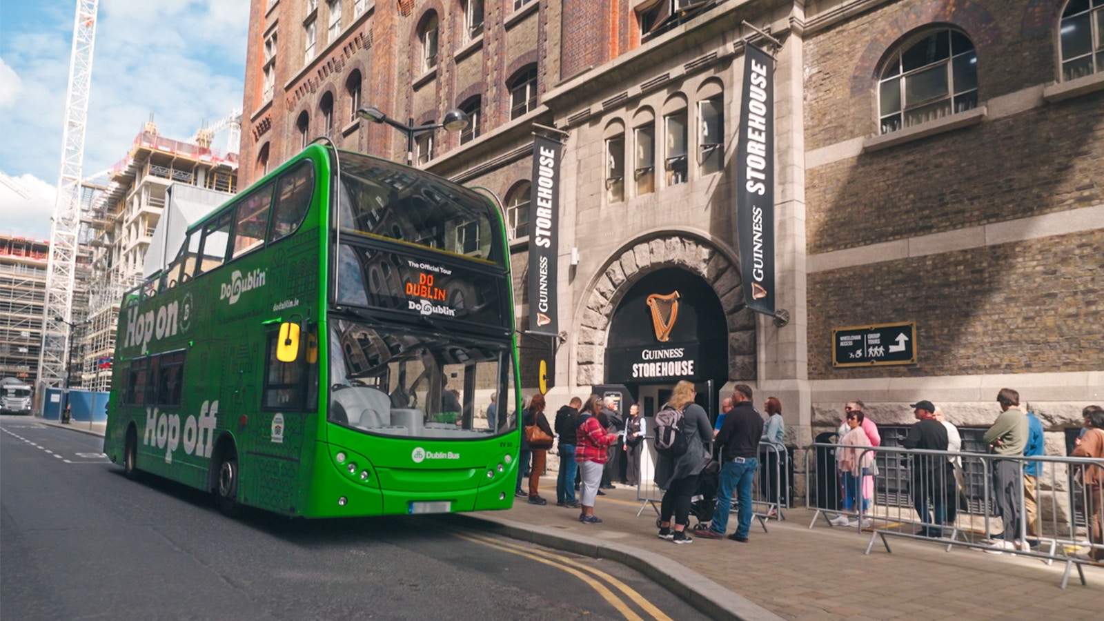 Do Dublin hop-on hop-off bus tour