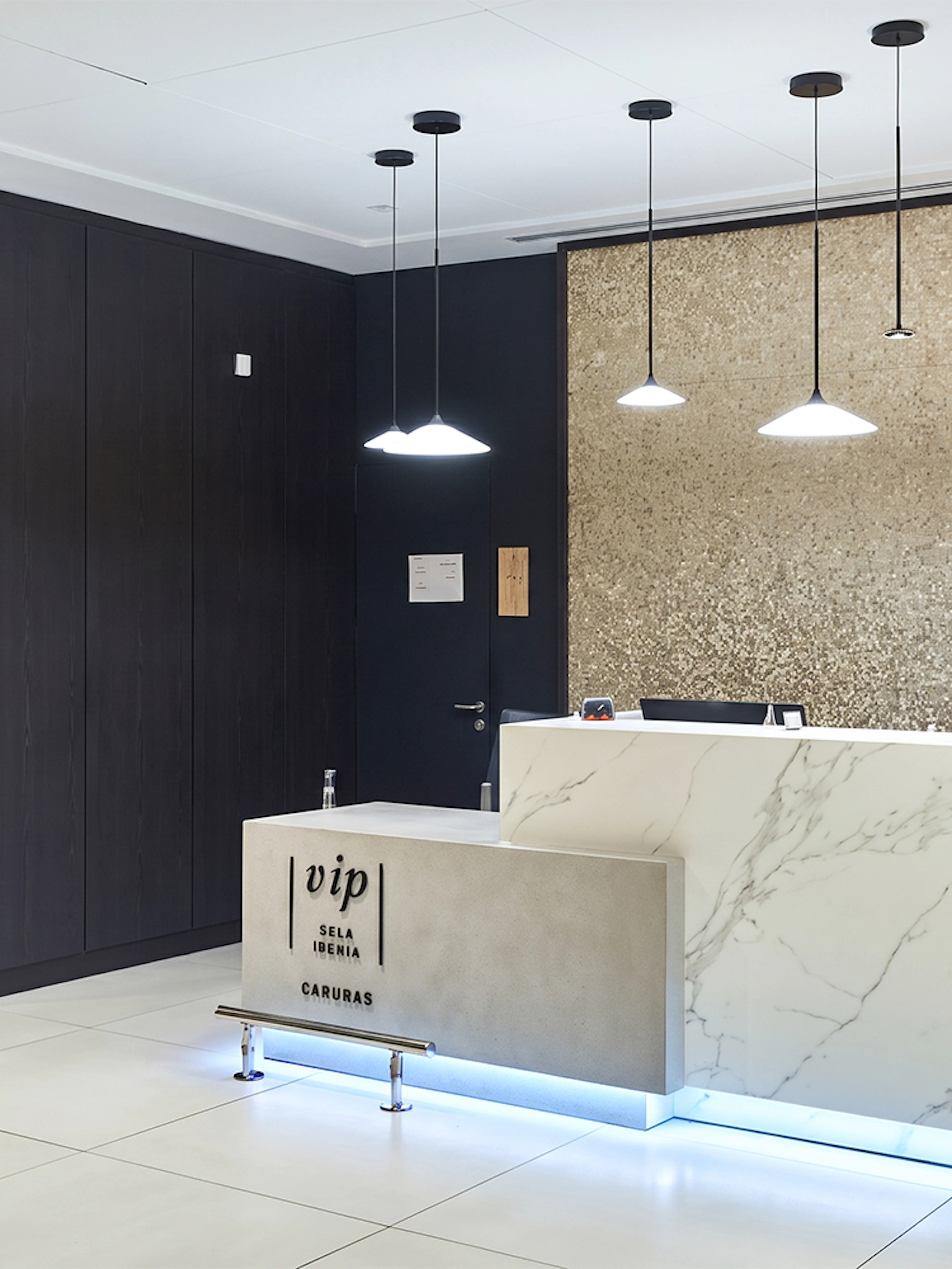 Reception area of Canudas VIP Lounge at Barcelona El Prat Airport (T2).