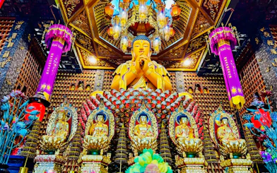 Ho Chi Minh City Five Faiths Walking Tour