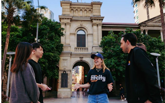 brisbane small-group walking tour-1
