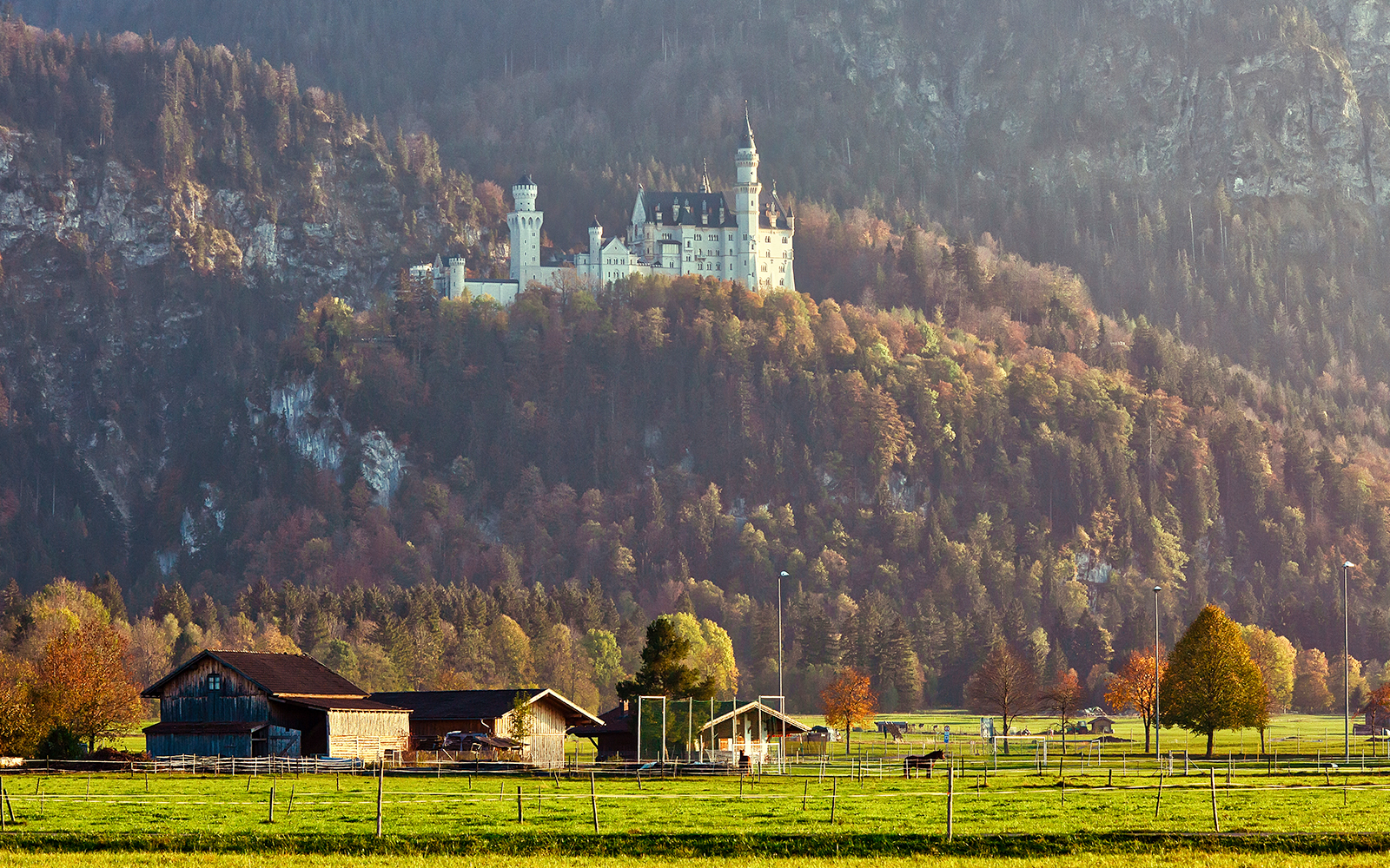 Neuschwanstein Castle History - Neuschwanstein Castle’s interiors mapped out