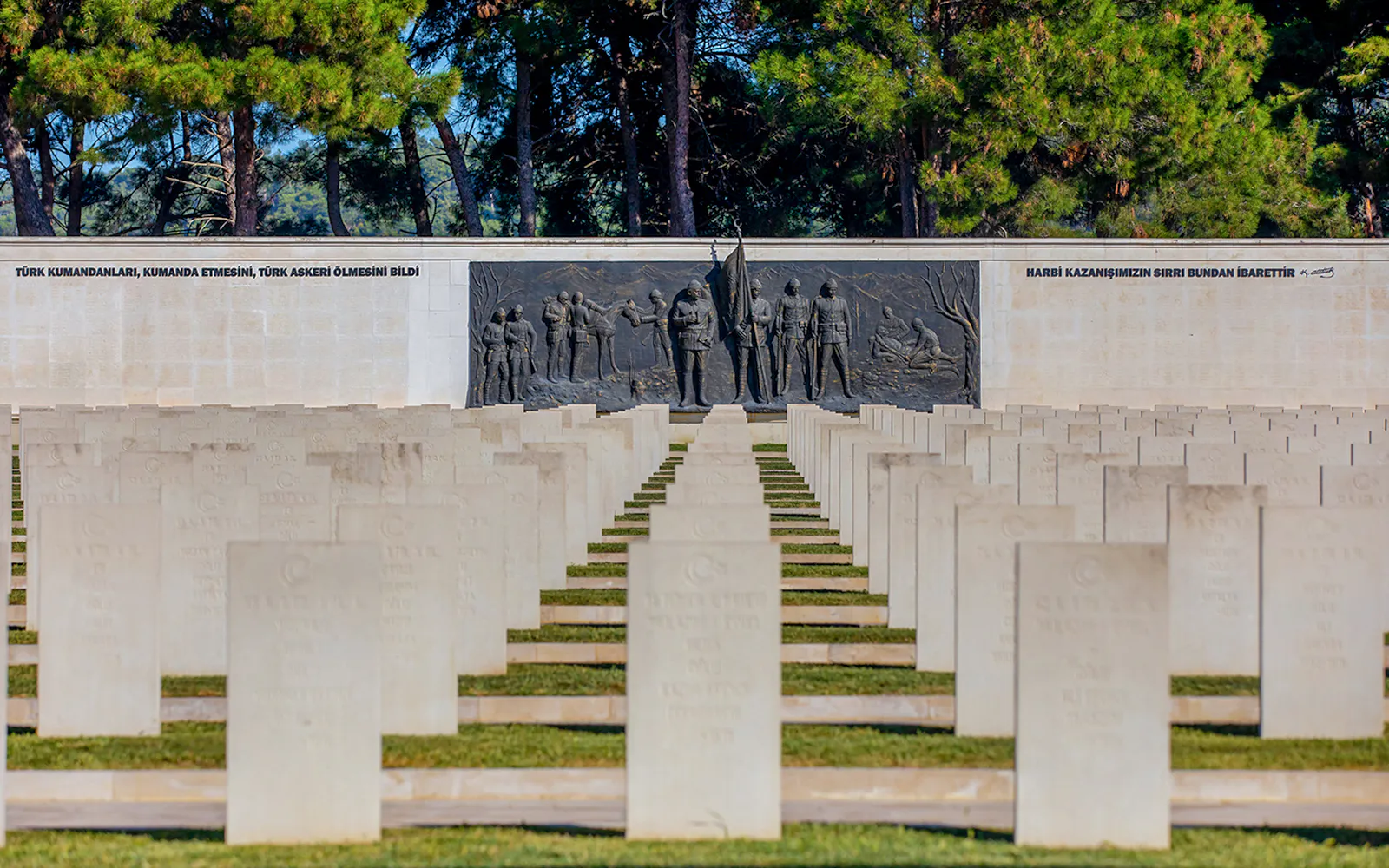 Cemetery and monument of Turkish soldiers in Gelibolu, Canakkale, Turkey.