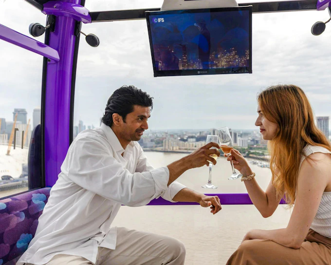 London IFS Cloud Cable Car: Champagne Experience Tickets