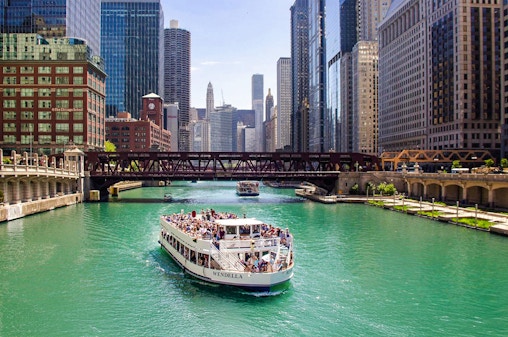 45-minütige Architektur-Schifffahrt auf dem Chicago River