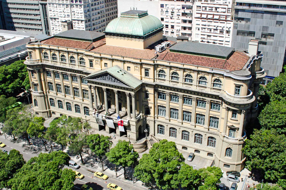 Historic building in Rio de Janeiro's Old Town, part of the Best of Old Rio walking tour.