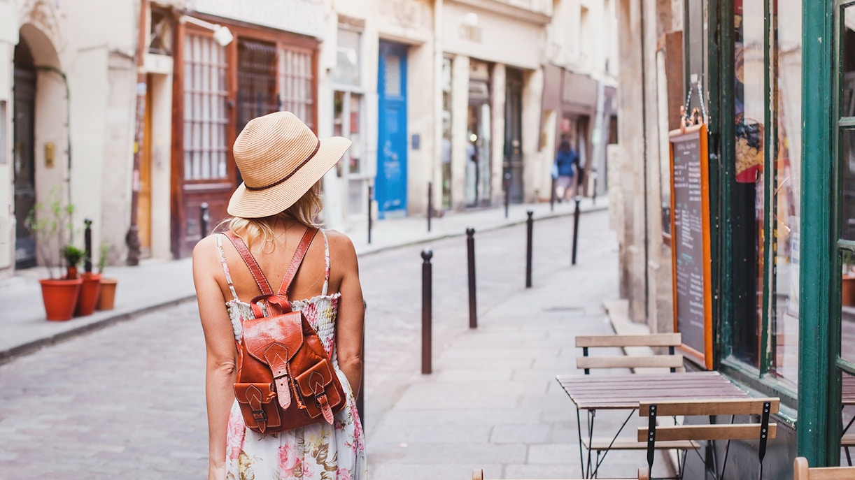 Grevin Museum - Walking To Grevin Museum