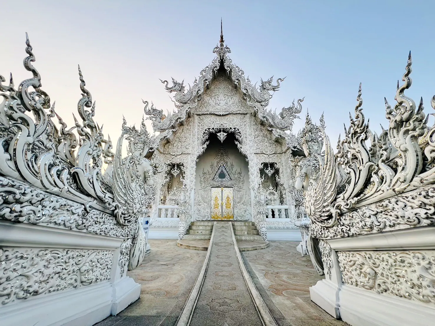 Chiang Rai: White Temple, Blue Temple, Black House & Golden Triangle Guided Tour with Hotel Transfers Image 10