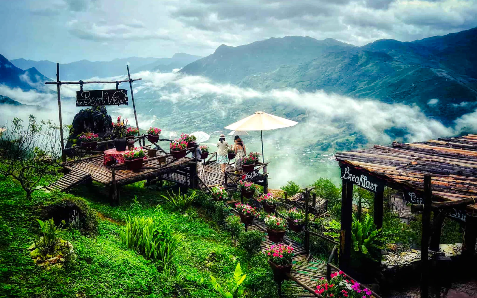 Sapa Alpine Coaster and Best View Sapa Guided Tour with Round-Trip Transfers (Product 53649)