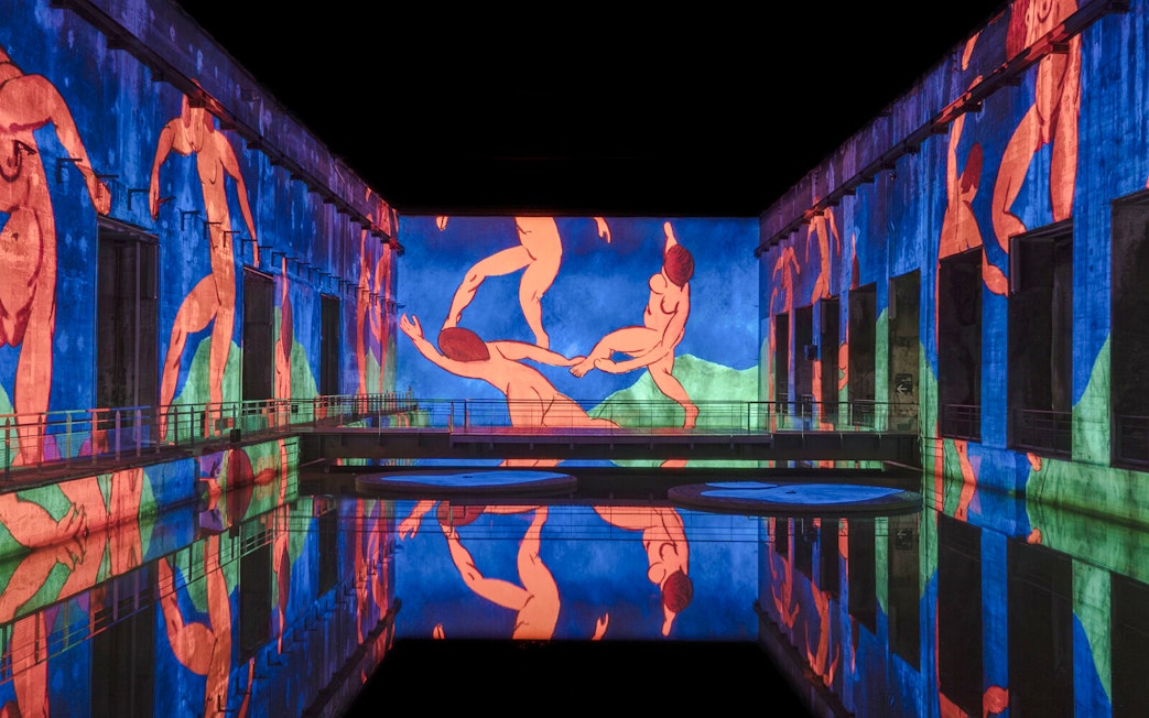 Matisse artwork projected at Bassins des Lumières exhibition.
