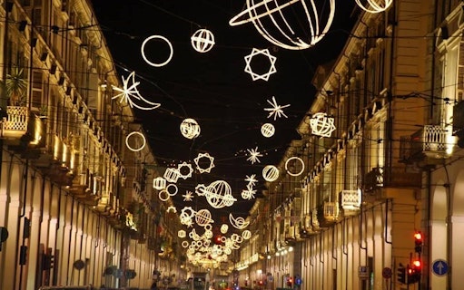 visite guidée à pied « luci d’artista » de turin avec un bicerin-2