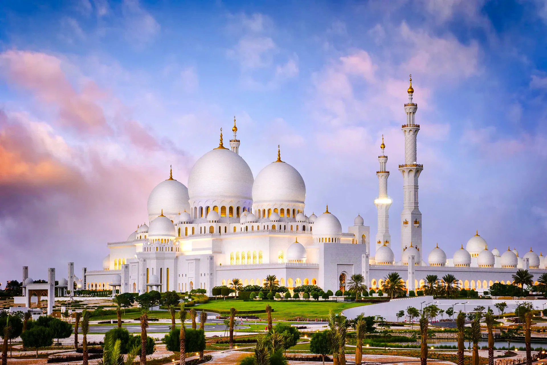 abu dhabi city tour with sheikh zayed grand mosque from dubai-1