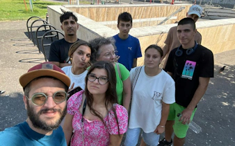 Group of people enjoying a self-guided city exploration game in Cotroceni, Bucharest.
