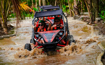 ubud off-road buggy-eventyr: dragehulen, vannfallstien og jungeltunnelen-7