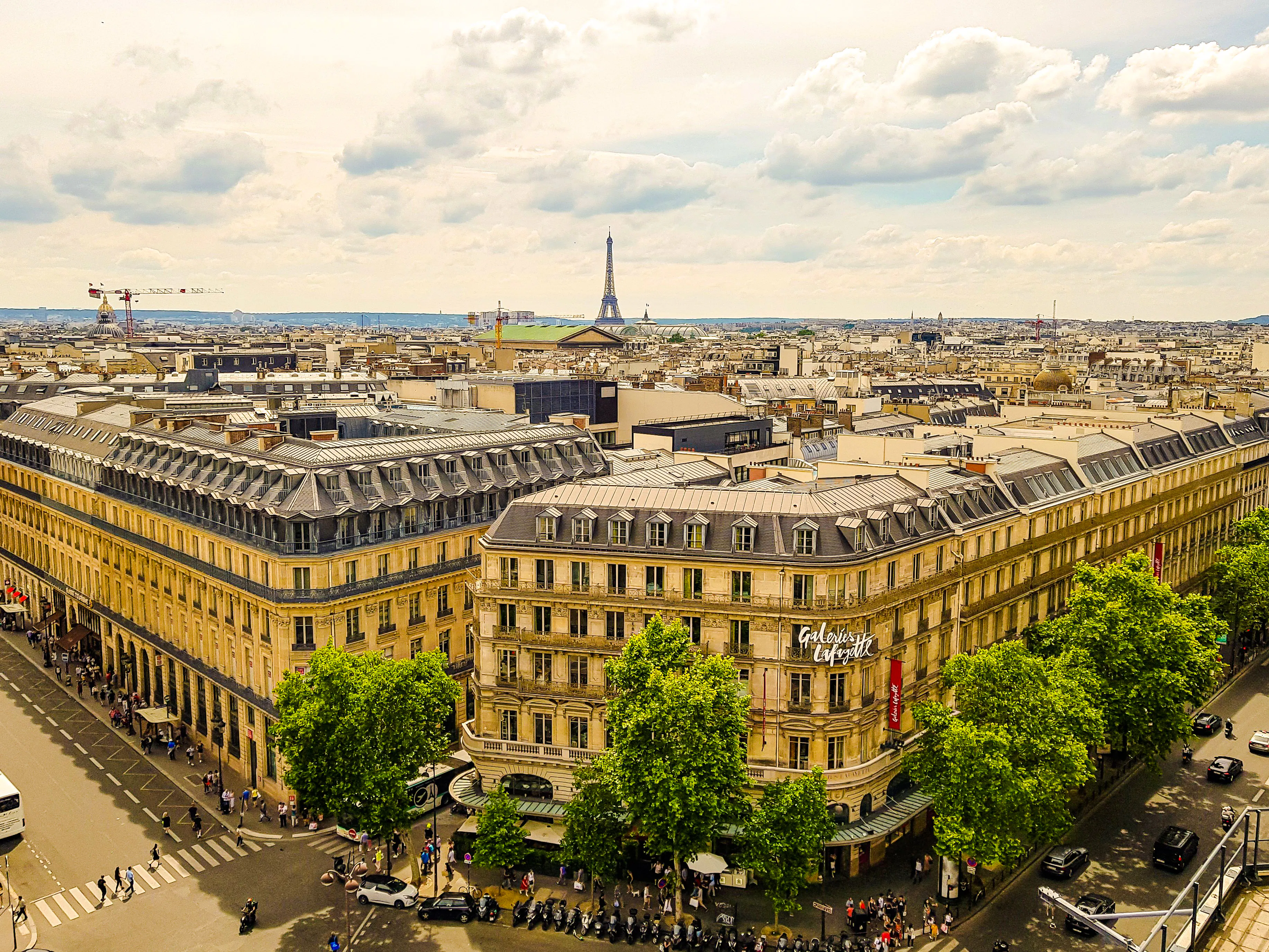 paris: makronkurs, verksted på fragonard-parfymemuseet, moteshow på galeries lafayette og vinsmaking-1