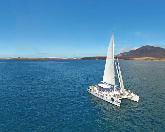 From Lanzarote: Day Trip to Papagayo Beaches (Product 54528)