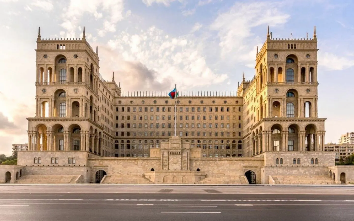 Baku Guided Walking Tour of City Highlights & Hidden Gems Image 10