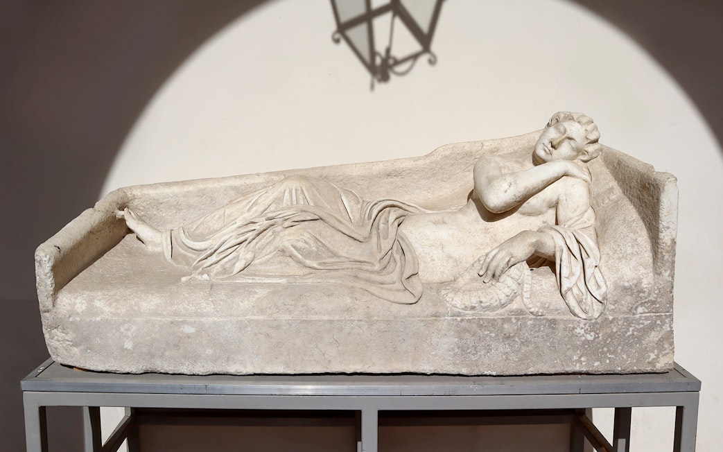 Reclining marble statue at Villa d’Este, Tivoli, Italy.