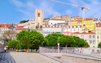 vandretur i lisboa: alfama, de gamle bymurene og utsiktspunkter-6