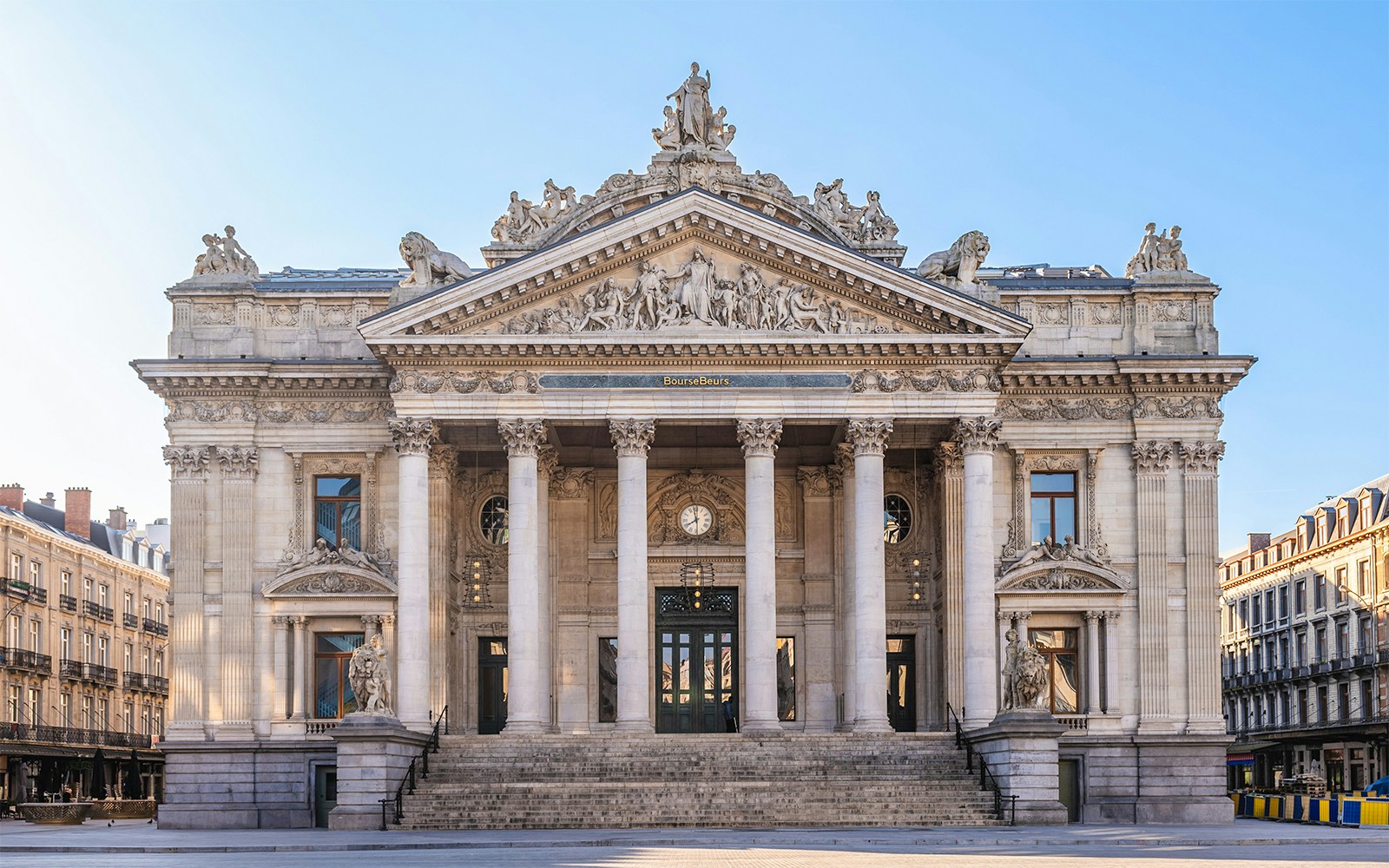 L'ingresso della Borsa di Bruxelles