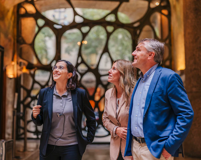 La Pedrera: Premium Small-Group Tour with Exclusive Access & Cava
