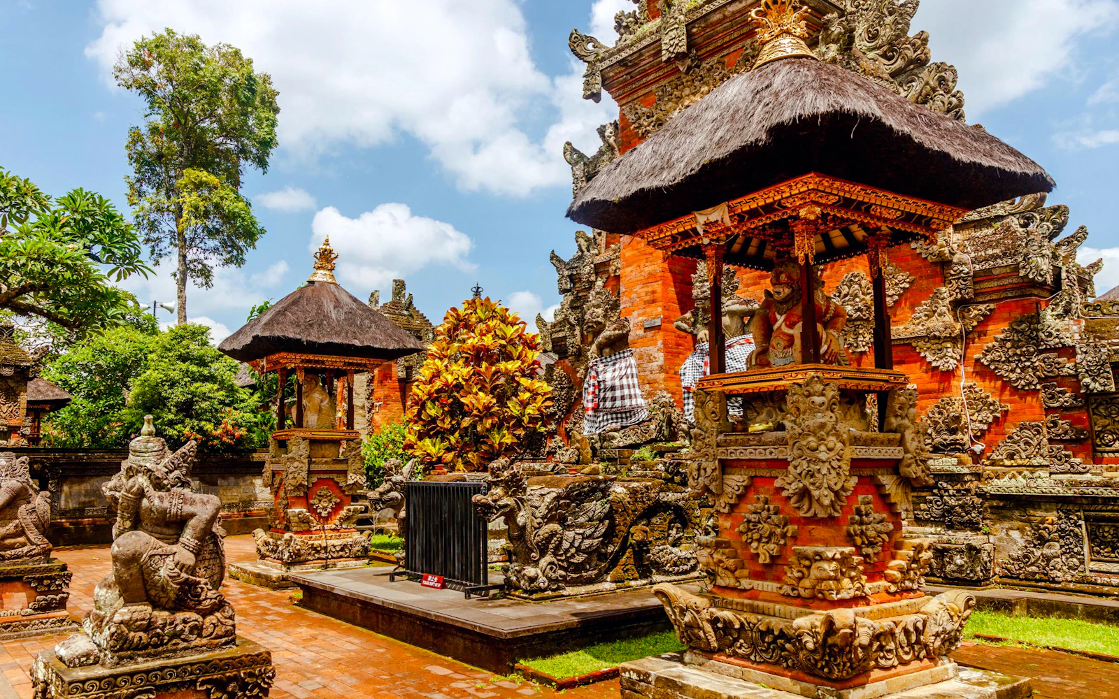 Tirta Empul Temple Private Tour with Optional Purification Ritual Image 4
