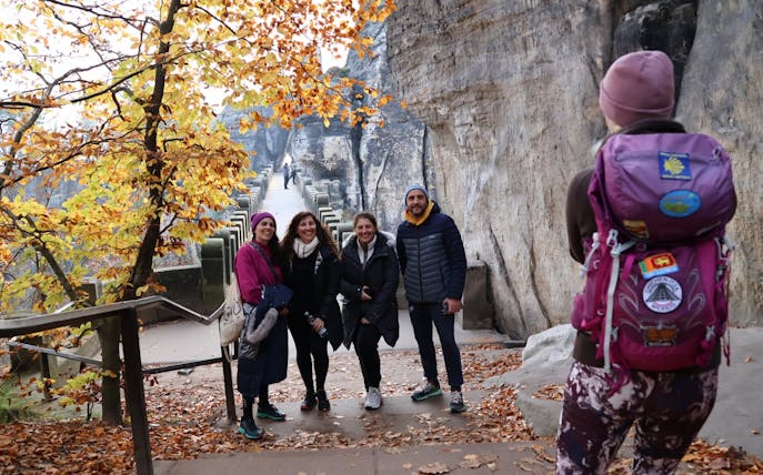 jednodniowa wycieczka do drezna: most bastei, transport statkiem po wąwozie i skały tisa narnia-1
