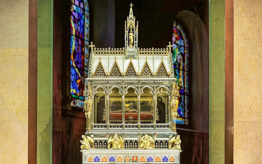 Reliquary of St. Stephen's hand inside St. Stephen's Basilica, Budapest.