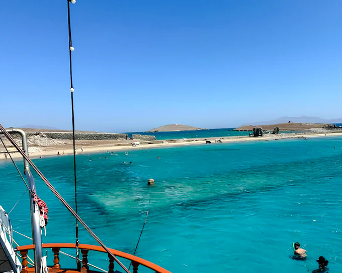 From Mykonos: Rhenia and Delos Cruise with Lunch, Guided Delos Tour and Hotel Transfers