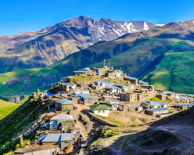 From Baku: Guba Khinalig Village and Candy Cane Mountain Day Trip with Lunch