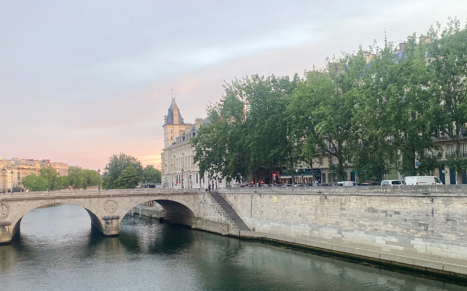 Paris Latin Quarter Guided Walking Tour Image 3