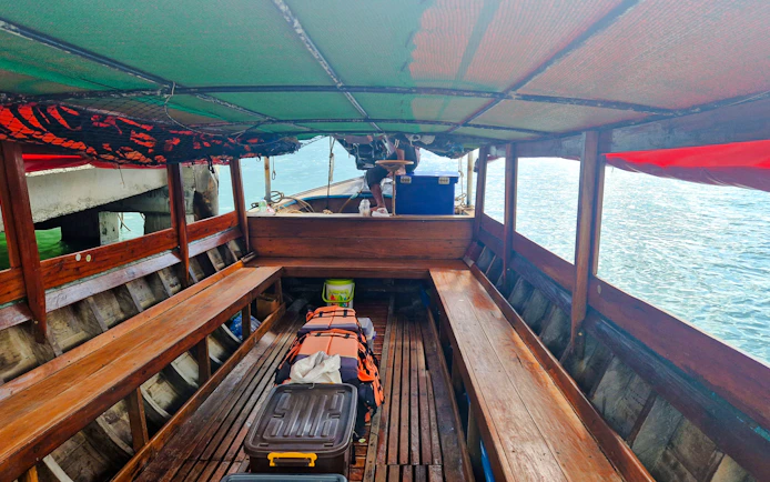 From Koh Lanta: 4 Islands Longtail Boat Tour with Emerald Cave