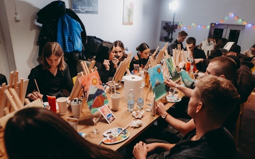 krakow sip & paint workshop with unlimited wine & prosecco-5