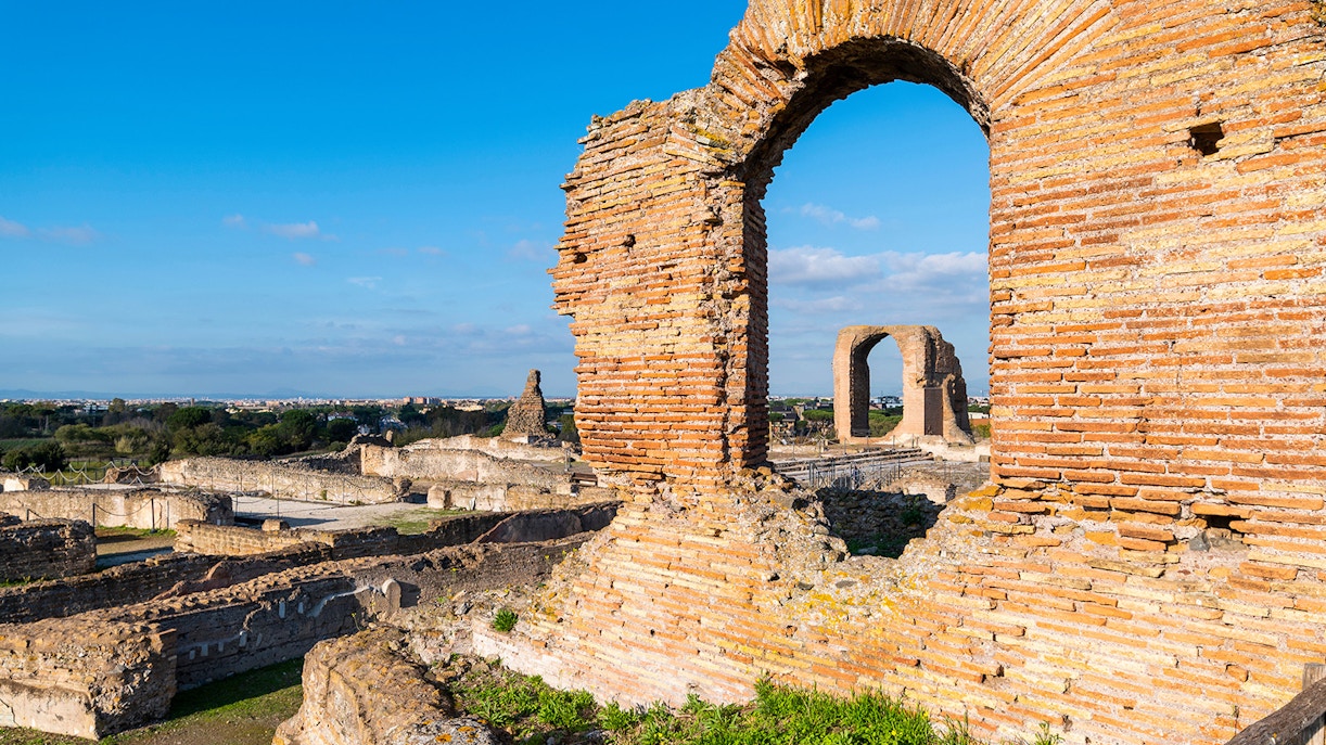 Imperial Villa of the Quintilii, Appian way