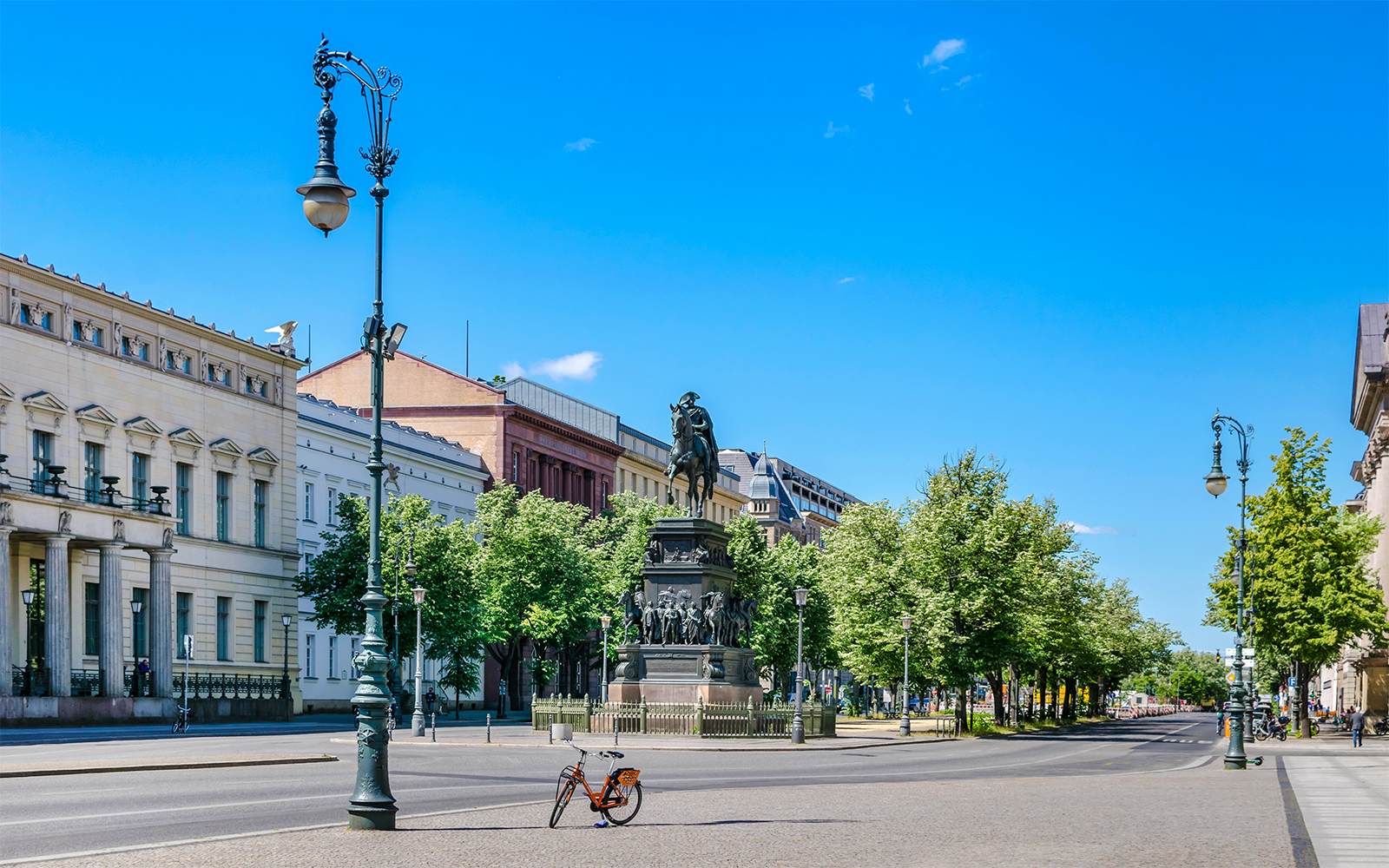 Unter den Linden, Berlin