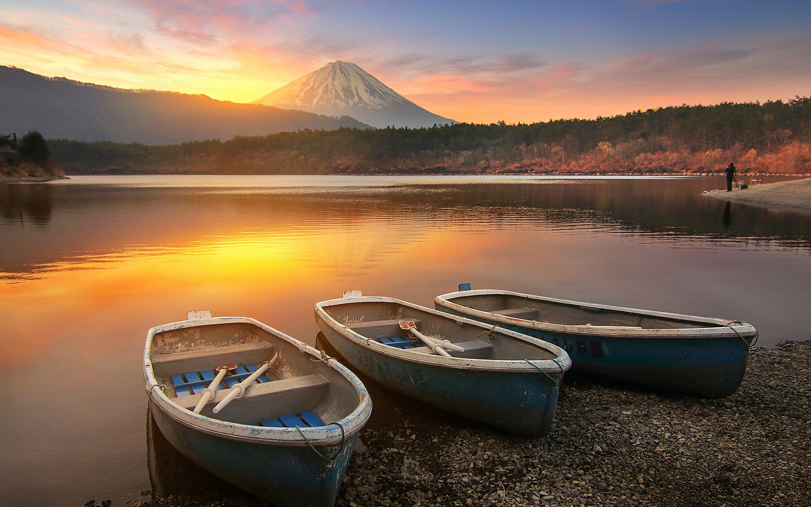 Sunrise at Lake Saiko with Mt. Fuji in the background