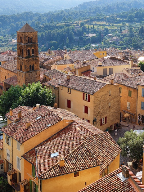 Hilltop village with terracotta roofs near Gorges du Verdon, France, on sightseeing tour.