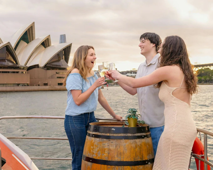 Sydney Harbour Sunset Cruise With Drinks and Grazing Platter