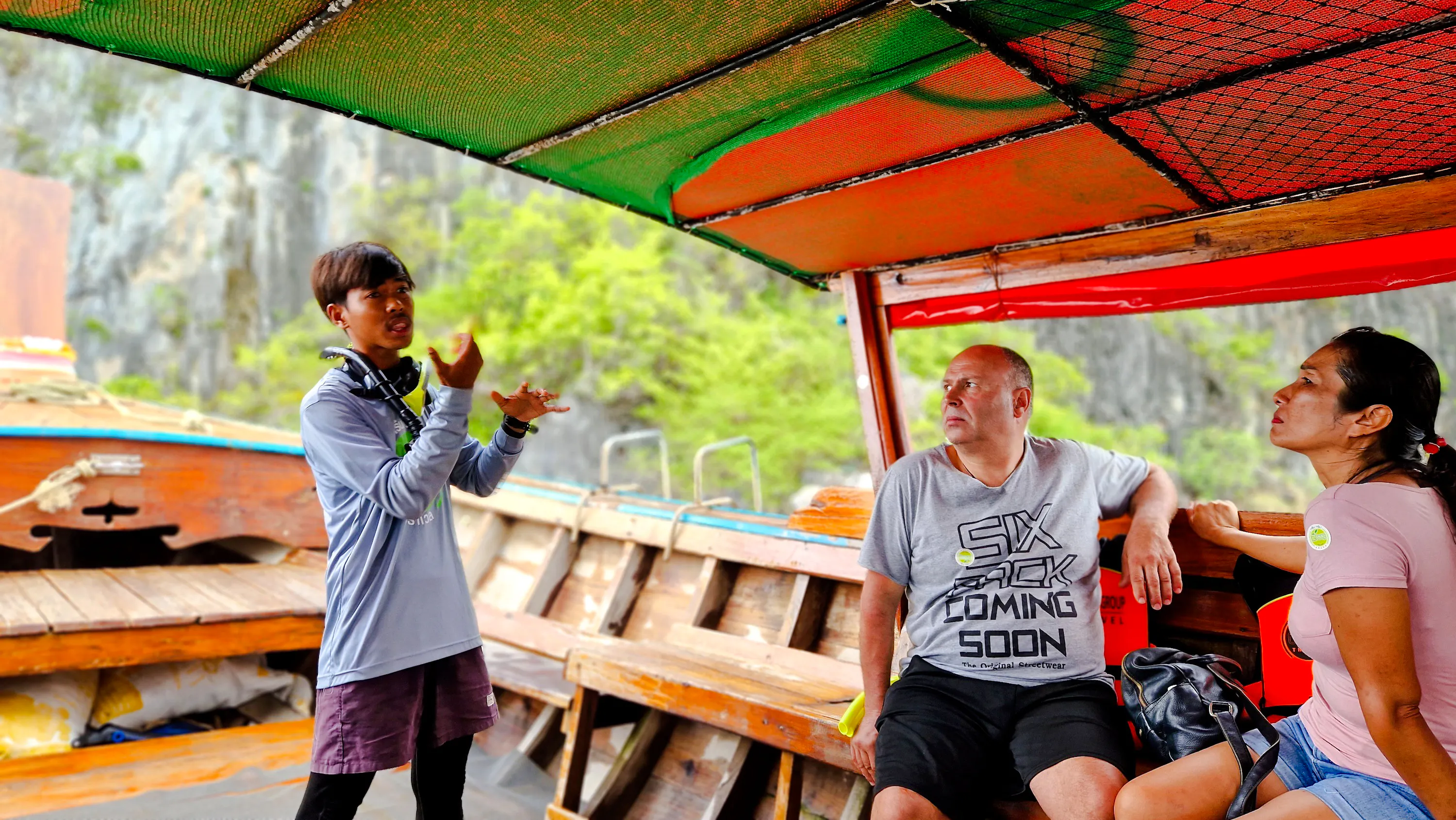 From Koh Lanta: 4 Islands Longtail Boat Tour with Emerald Cave
