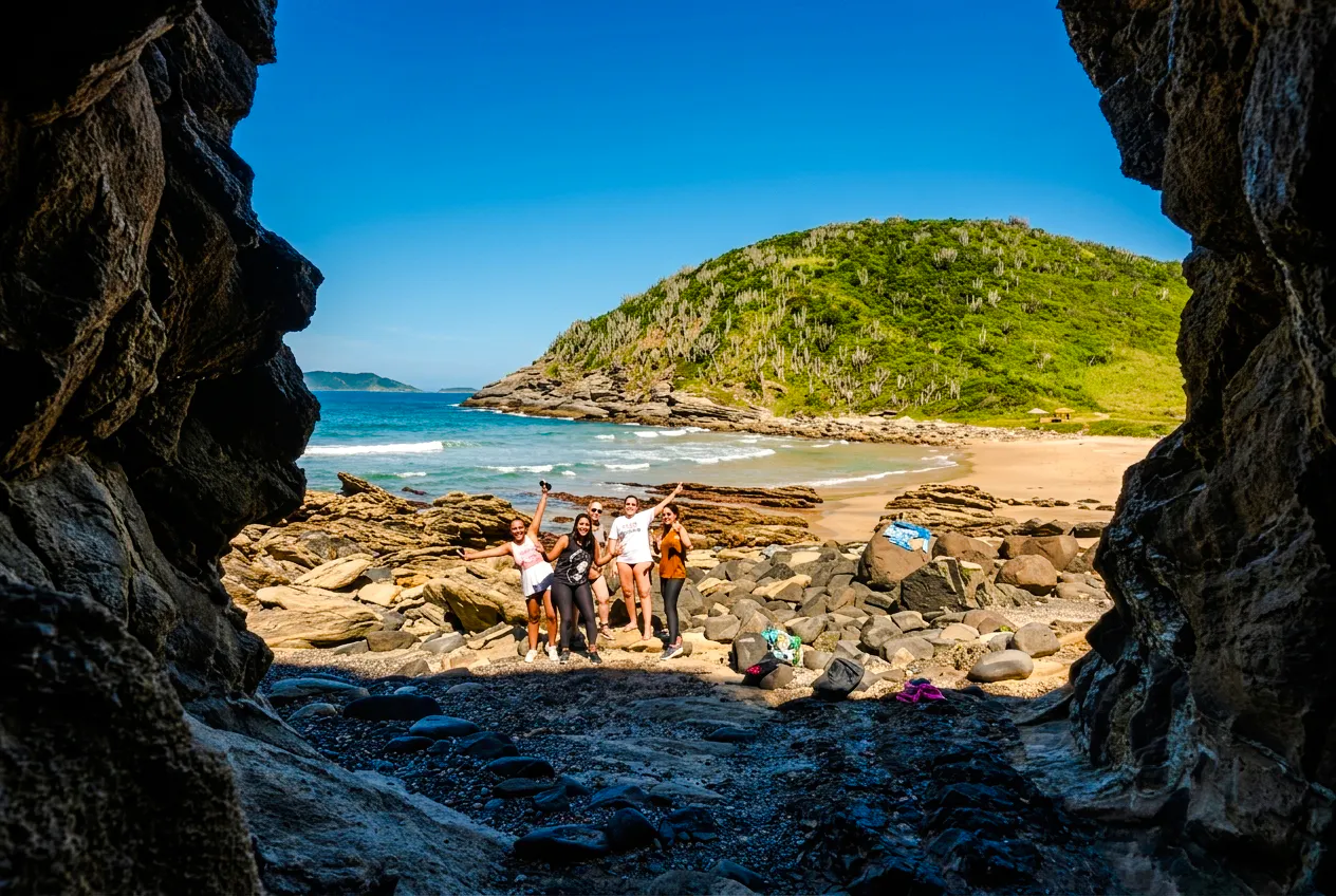 Búzios Emerências Trail to José Gonçalves Beach Guided Hike