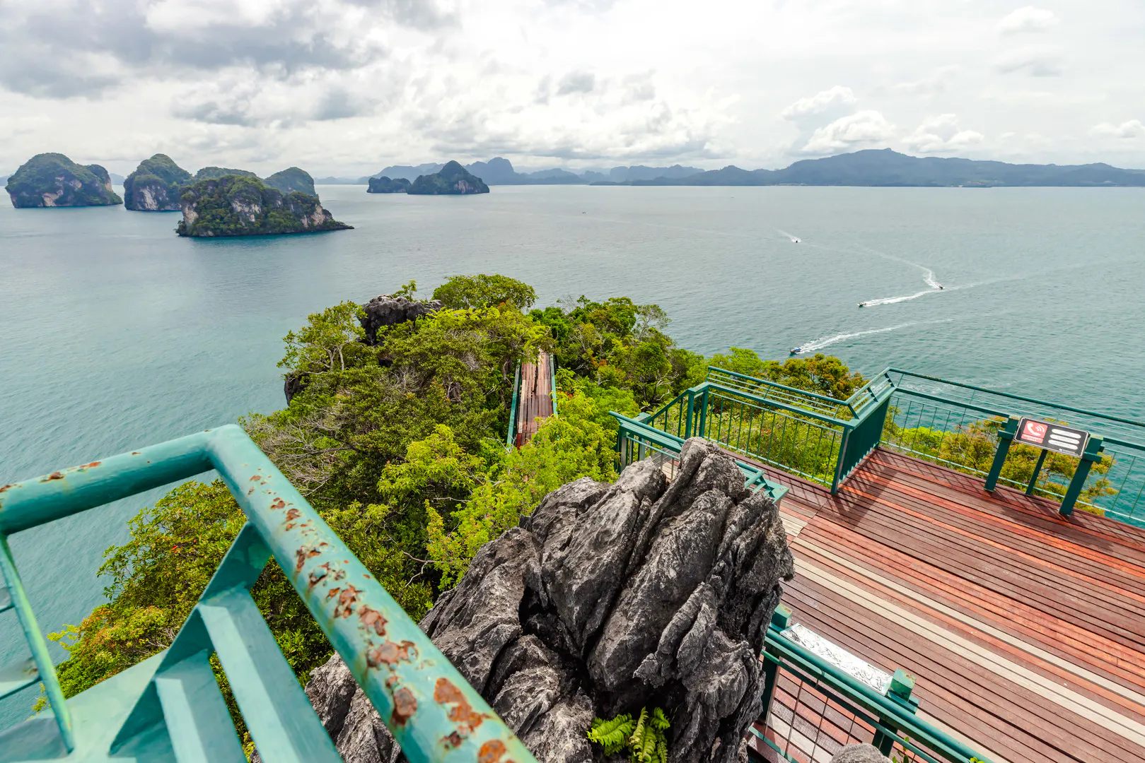 from krabi: hong island 360° viewpoint tour by speed catamaran with hotel transfers and lunch-6