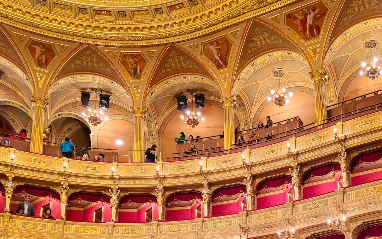 Hungarian State Opera House Guided Tour with Live Mini Concert Tickets